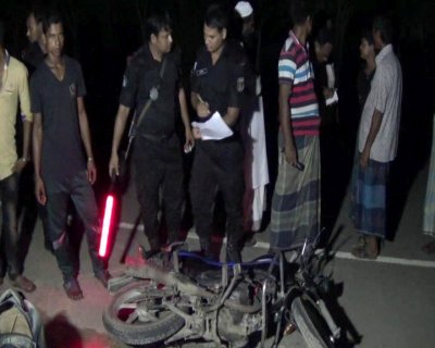 &lsquo;বন্দুকযুদ্ধে&rsquo; সন্ত্রাসীদের ফেলে রেখে যাওয়া মোটরসাইকেল