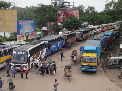 পাটুরিয়া-দৌলতদিয়া ফেরি সার্ভিস বন্ধ, বিপর্যস্ত ২১ জেলার যোগাযোগ ব্যবস্থা