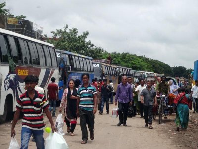 পাটুরিয়া-দৌলতদিয়া ফেরি সার্ভিস বন্ধ, বিপর্যস্ত ২১ জেলার যোগাযোগ ব্যবস্থা