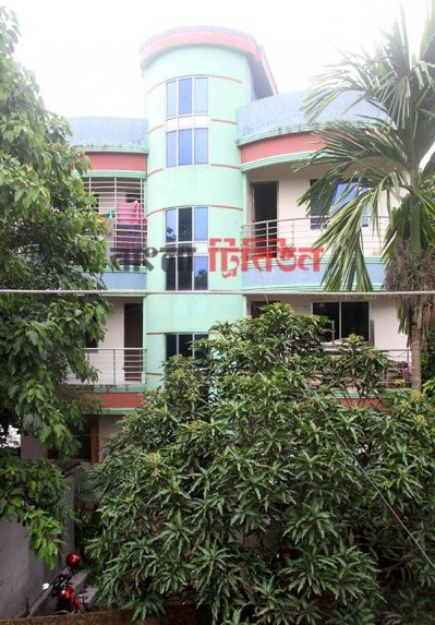 ভুয়া-সনদ-প্রদানকারী-শহীদ-রেজার-বাড়ি-১