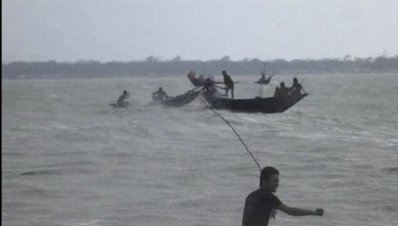ভোলায় ঝড়