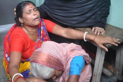 প্রসূতির মৃত্যুতে স্বজনদের আহাজারি 