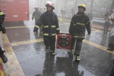 বসুন্ধরা সিটিতে আগুন