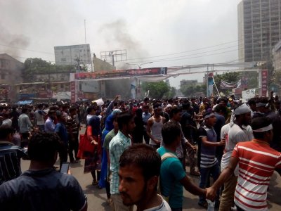 পল্টনে জবি শিক্ষার্থীদের আন্দোলন