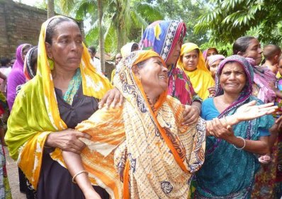 নিহত আব্দুল আলীমের মায়ের আহাজারি