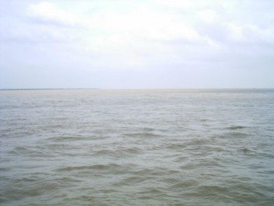 রাজশাহীর পাস দিয়ে বয়ে চলা পদ্মা
