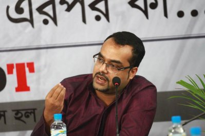 বাংলা ট্রিবিউনের ভারপ্রাপ্ত সম্পাদক জুলফিকার রাসেল
