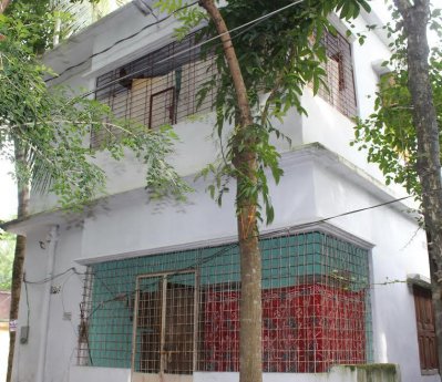 রাব্বীদের বাড়ি
