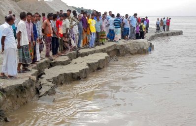 রাজবাড়িতে পদ্মার ভাঙন