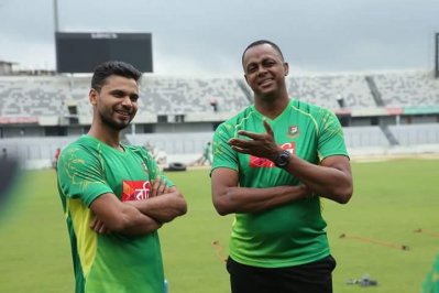 ঈদের ছুটিতে যাচ্ছেন ওয়ালশ