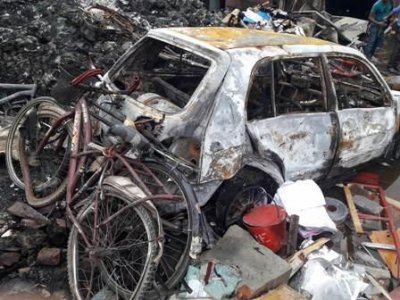 টঙ্গীর কারখানার ধ্বংসস্তূপ