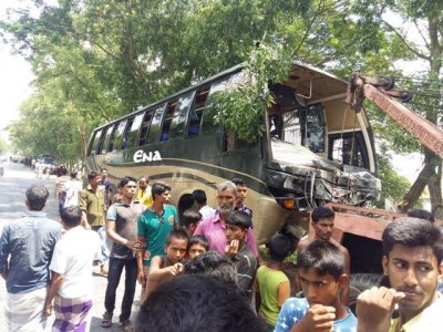 ব্রাহ্মণবাড়িয়ায় সড়ক দুর্ঘটনায় নিহত ৮