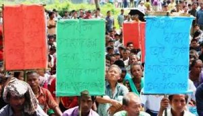 উচ্ছেদ আতঙ্কে শতাধিক পাহাড়ি পরিবার