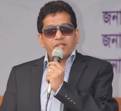 কুমিল্লার সাবেক ডিসি মো. হাসানুজ্জামান কল্লোল