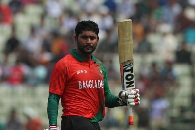 হাথুরুসিংহে বদলে দিয়েছেন ইমরুলকে!