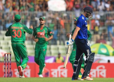 বাংলাদেশের চাই ৩১০ রান