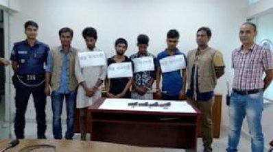 নরসিংদীতে বিদেশি পিস্তলসহ চারজন গ্রেফতার