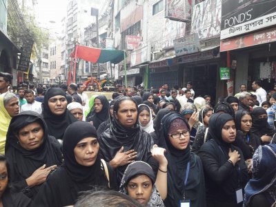 তাজিয়া মিছিলে অংশগ্রহণকারীরা