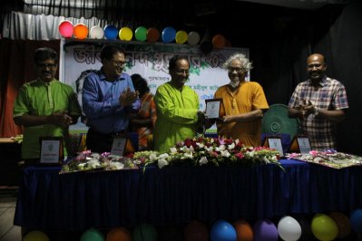 জীবনানন্দ দাশ সাহিত্য পুরস্কার ২০১৬