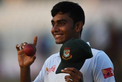 আনন্দের সাগরে ভাসছেন মিরাজ