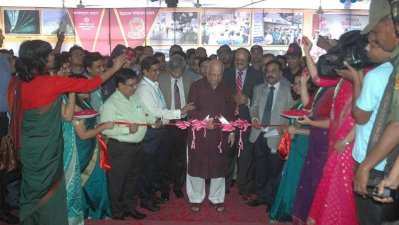 কর মেলার উদ্বোধন করছেন মন্ত্রী