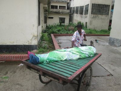 বিয়ের পরদিনই নববধূর লাশ