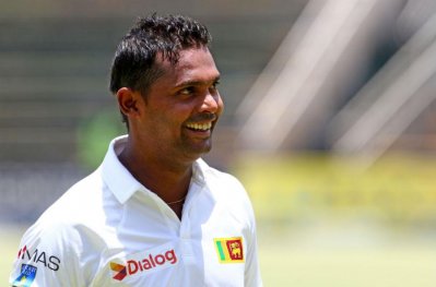 ক্যারিয়ারের দ্বিতীয় টেস্টেই ঝলমলে সেঞ্চুরি করলেন গুনারত্নে