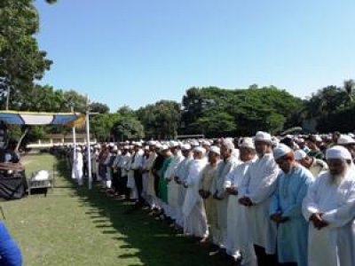 রসুলপুরে দাফন করা হলো ডা. এম আর খানকে