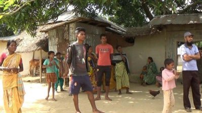 গাইবান্ধায় সাঁওতাল-পুলিশ সংঘর্ষ: লাশের পরিচয় মিলেছে, এখনও নিখোঁজ ৪