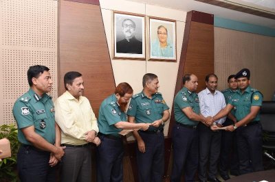 পুরস্কৃত হচ্ছে ঢাকা মহানগর পুলিশের (ডিএমপি) রামপুরা ট্রাফিক জোন