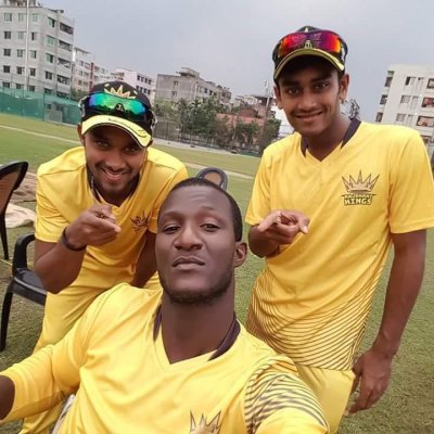 অনুশীলনের এক ফাঁকে স্যামির সঙ্গে মিরাজ