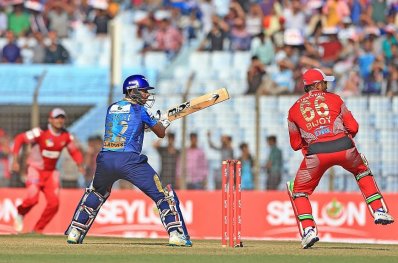 চট্টগ্রামেও ঢাকার আধিপত্য!