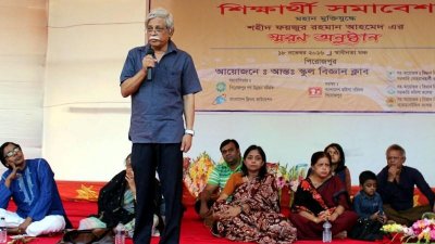 ‘কালো হলেও আমরা মাকে মা-ই বলি, কোনও নায়িকাকে নয়’