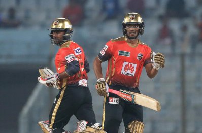 স্বস্তি ফেরালেন নাজমুল ও ইমরুল