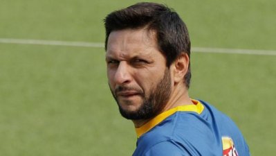দেশে ফিরে গেছেন আফ্রিদি