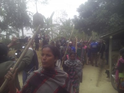 সাঁওতালদের বিক্ষোভ