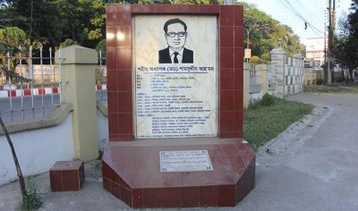 যুদ্ধাহতদের চিকিৎসা দেওয়ায় সিলেটে বুদ্ধিজীবীদের হত্যা করা হয়