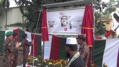 চোরাচালান প্রতিরোধে হিলি সীমান্তে সিসি ক্যামেরা