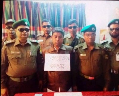 সলিমুল্লাহ মেডিক্যাল থেকে ভুয়া চিকিৎসক আটক