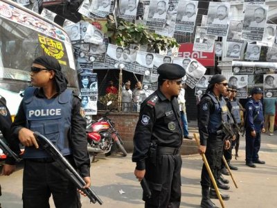 পুলিশের টহল