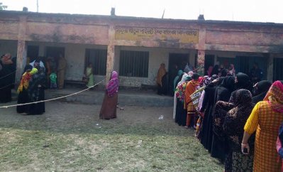 ধানের শীষের এজেন্ট নেই সাফুরা খাতুন পাইলট উচ্চ বালিকা বিদ্যালয় কেন্দ্রে