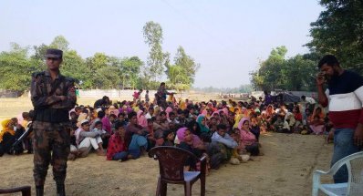 মিয়ানমার থেকে আসা ৩৫৭ রোহিঙ্গা বিজিবির জিম্মায়