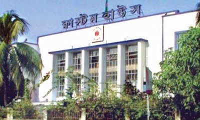 পোশাক কারখানা থেকে কাস্টমসের ৬৫ গোপন নথি উদ্ধার