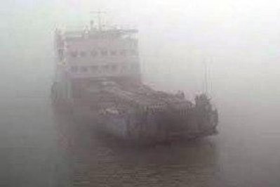 ঘন কুয়াশায় পাটুরিয়া-দৌলতদিয়া রুটে ফেরি চলাচল বন্ধ