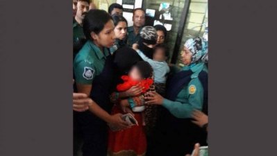 পুলিশের পাহারায় আদালতে শিশুসহ ২ নারী জঙ্গি