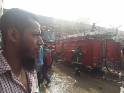 ডিসিসি মার্কেটে কান্না