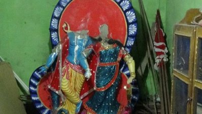 টুঙ্গিপাড়ায় ৩টি মন্দিরের ২০টি মূর্তি ভাঙচুর
