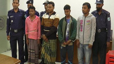 গ্রেফতারকৃত ৪ ডাকাত