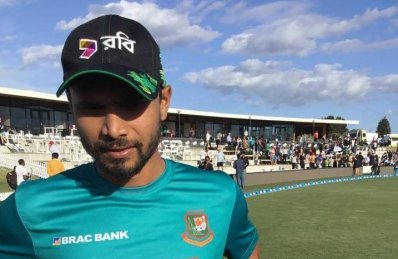 ম্যাচ শেষে মাশরাফি