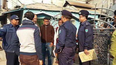 থানায় যুবককে নির্যাতন: সাংবাদিকদের সঙ্গে তদন্ত কমিটির মত বিনিময়
